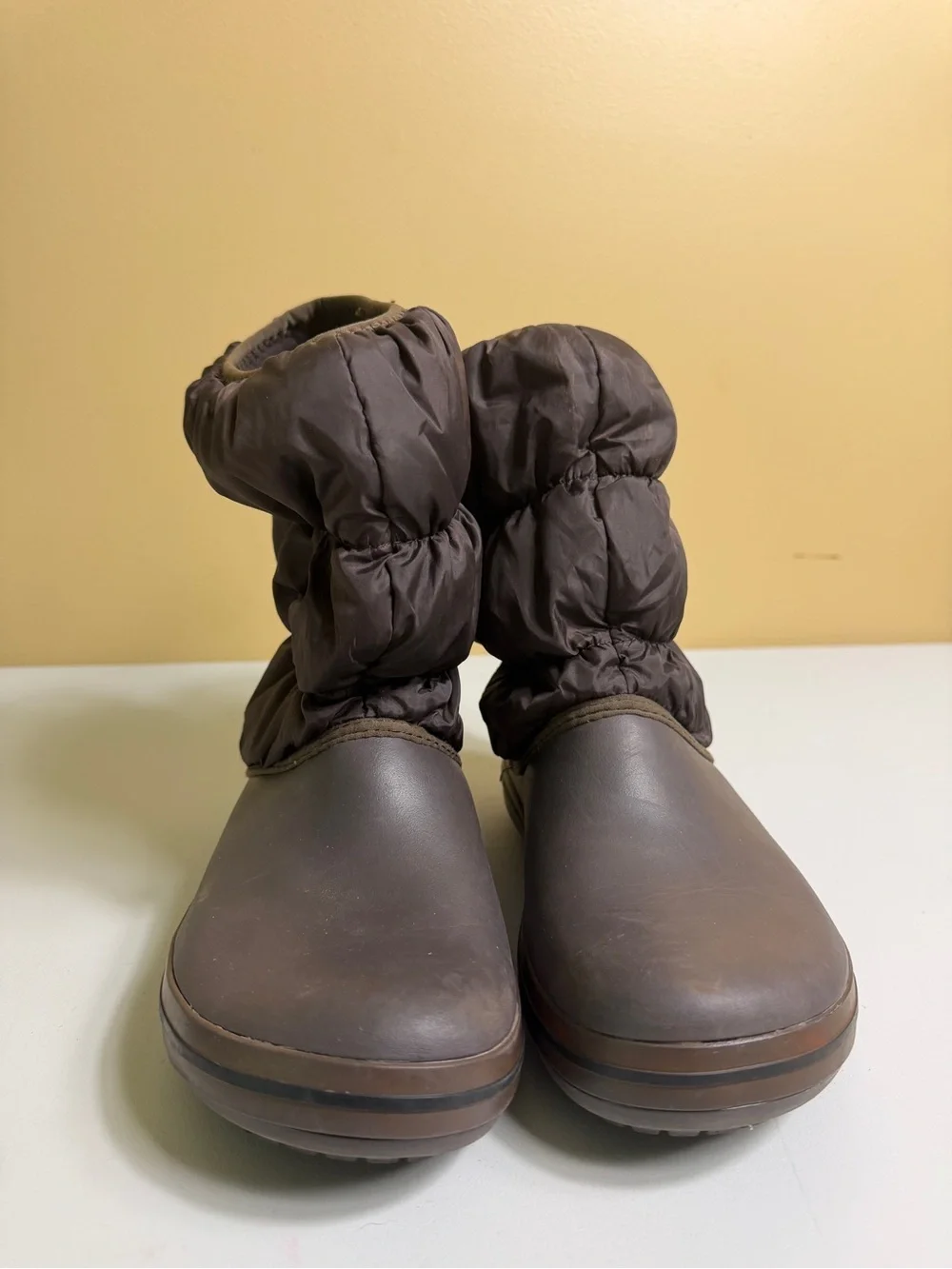 Crocs Women's Winter Puff BootsSize: 8 brown